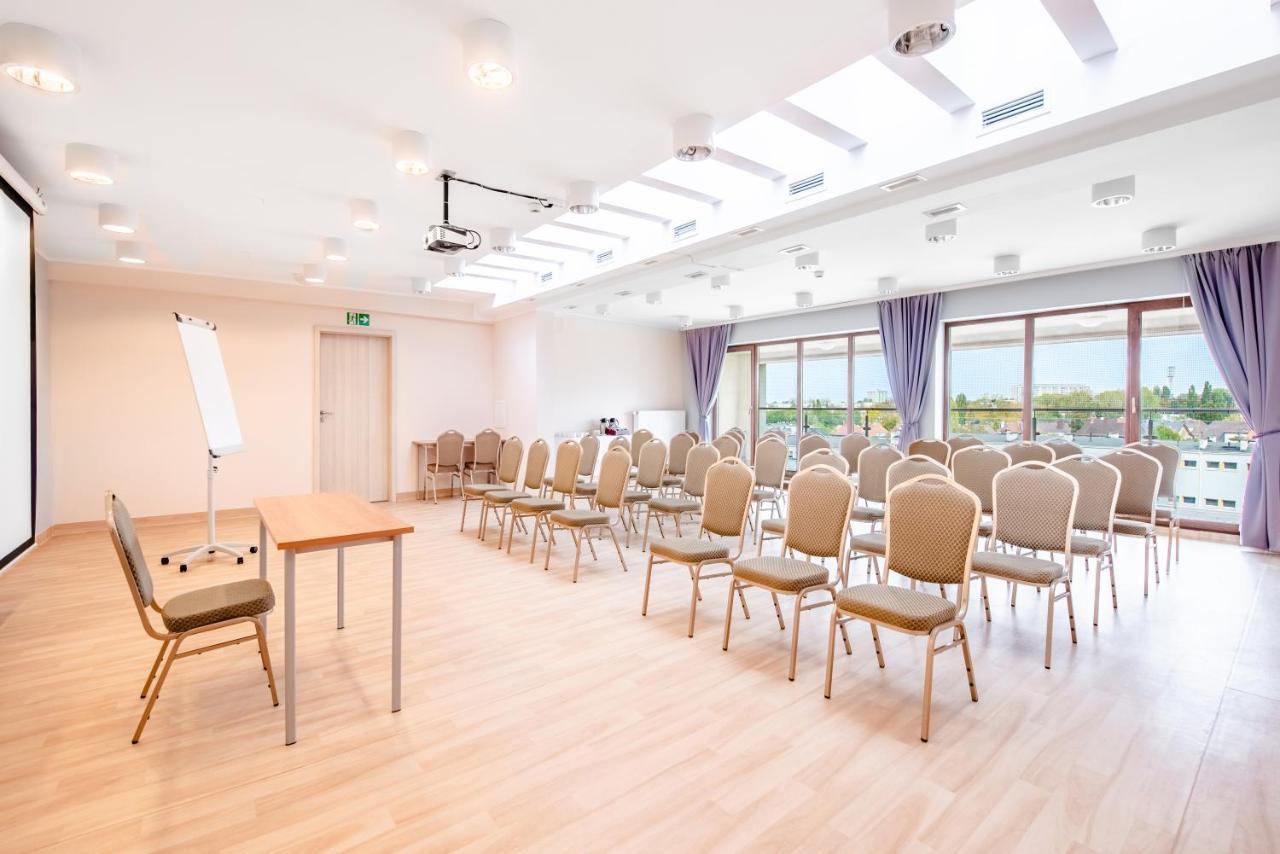 Hotel Opole Centrum Экстерьер фото