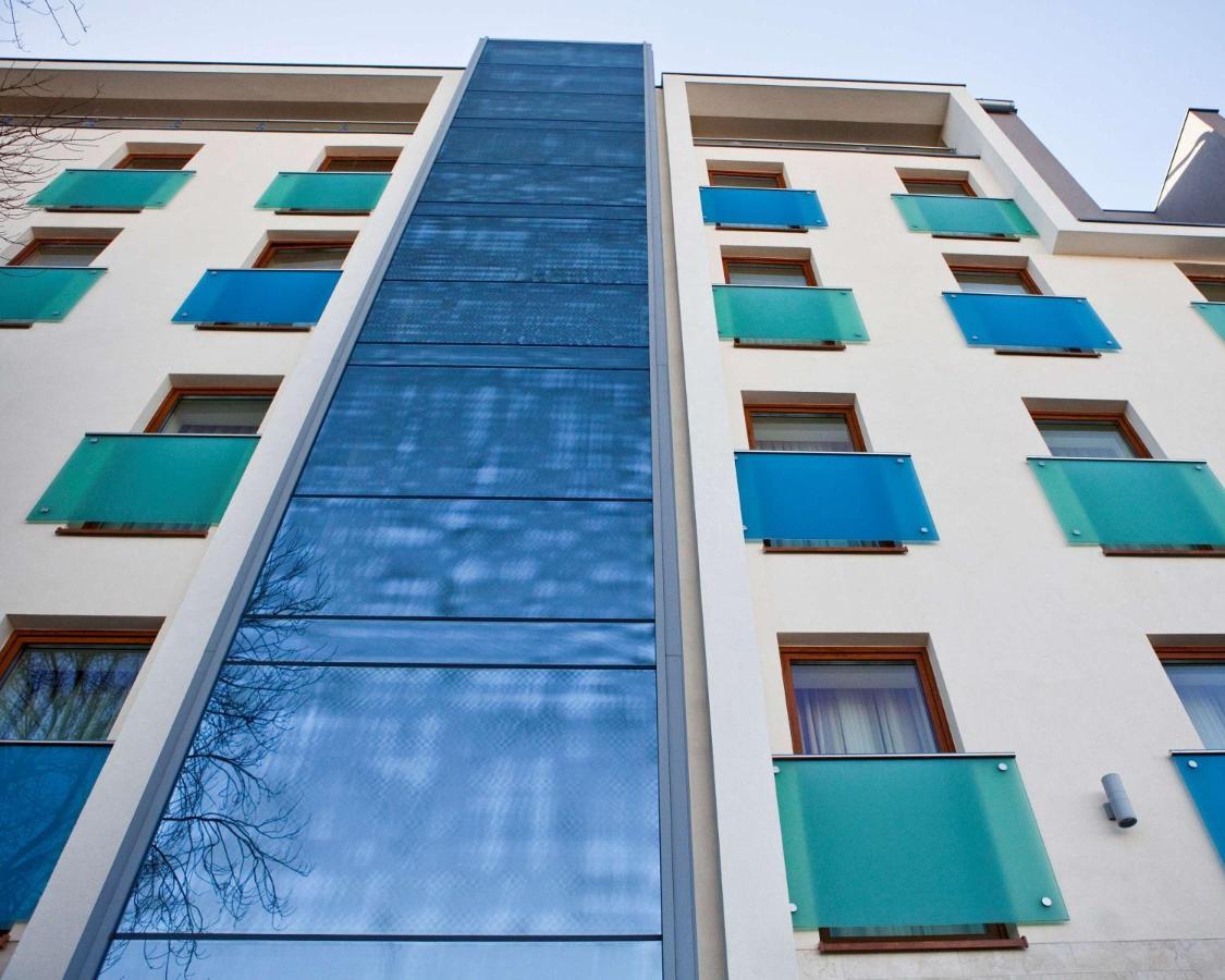 Hotel Opole Centrum Экстерьер фото